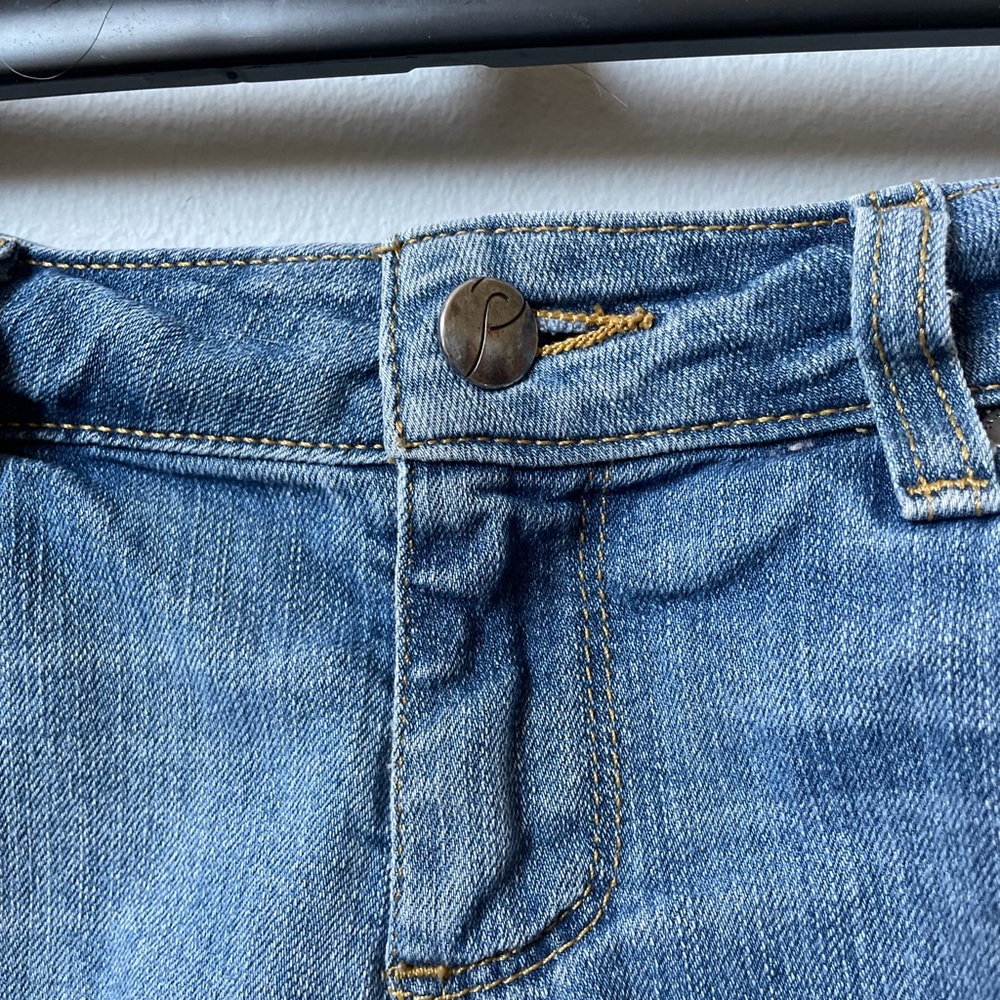 Paige Denim Frayed Hem Light Wash Shirts. Size 28 - Picture 3 of 11